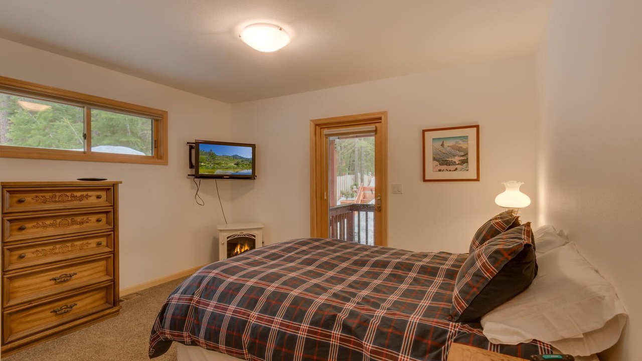 Photo of Bedroom in Tahoma