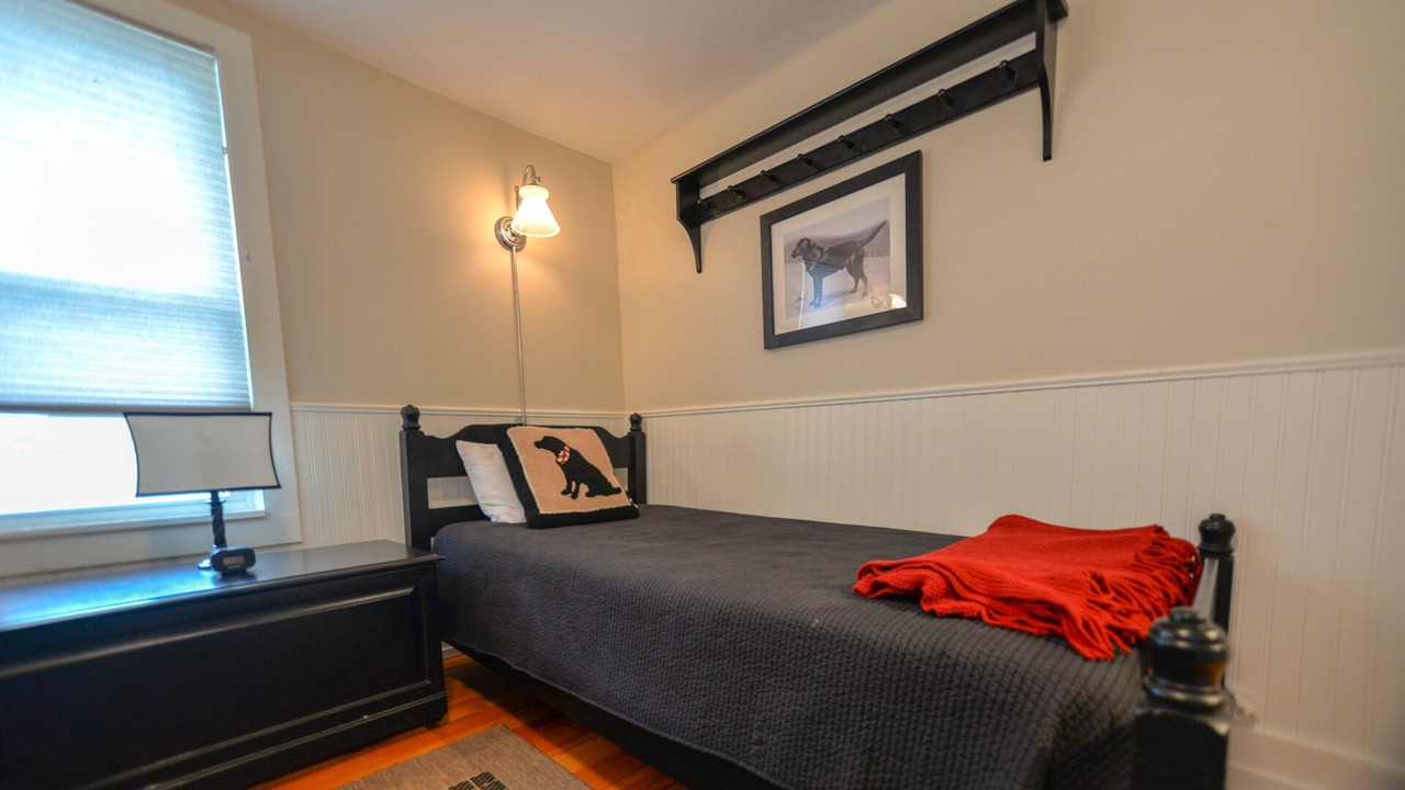 Photo of Bedroom in Conesus