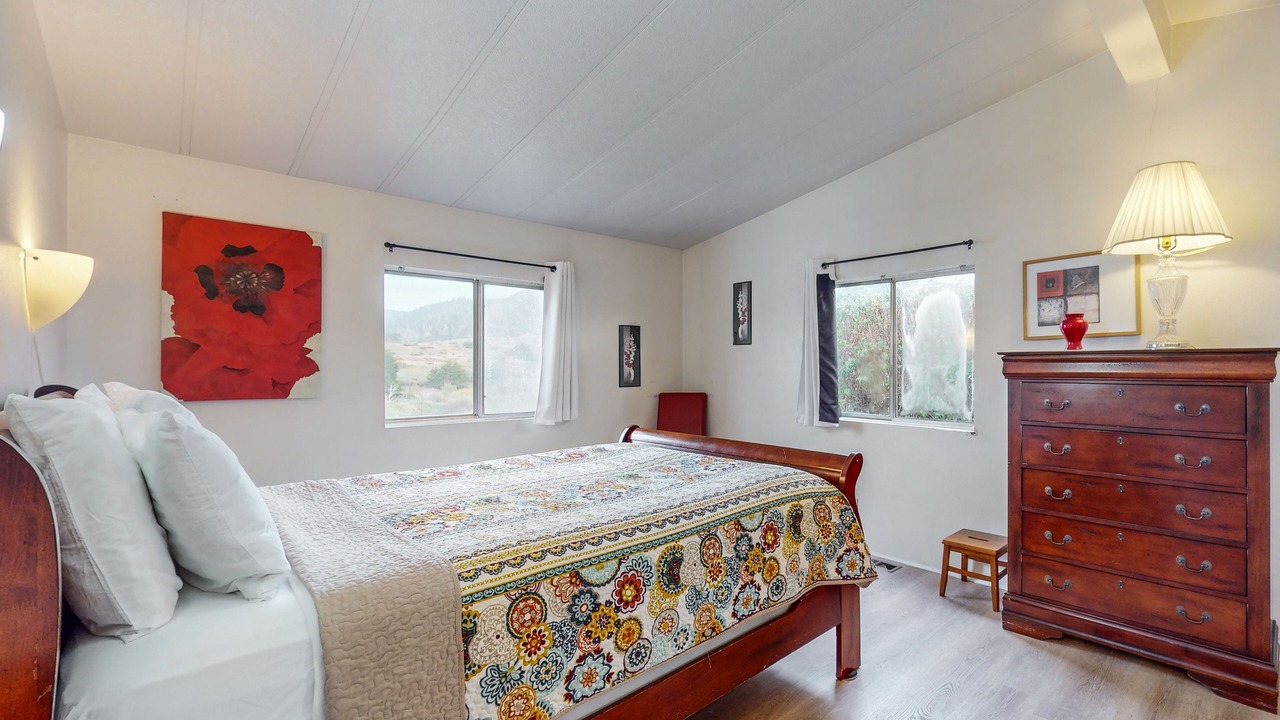 Photo of Bedroom in Fort Bragg