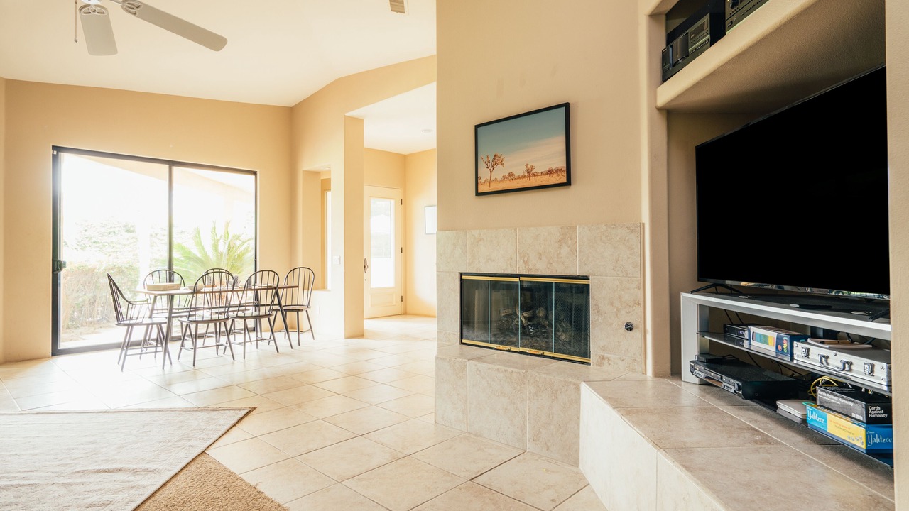 Photo of Livingroom in Desert Club Estates