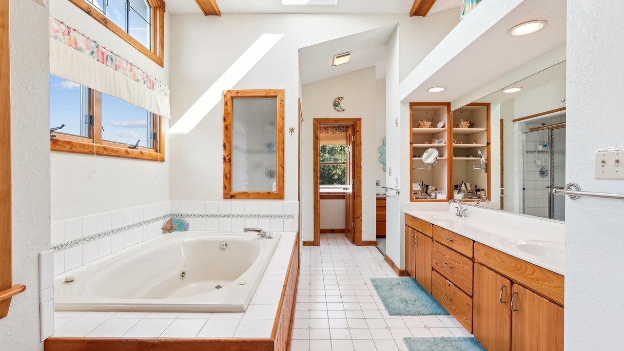 Photo of Bathroom in Southern Shores