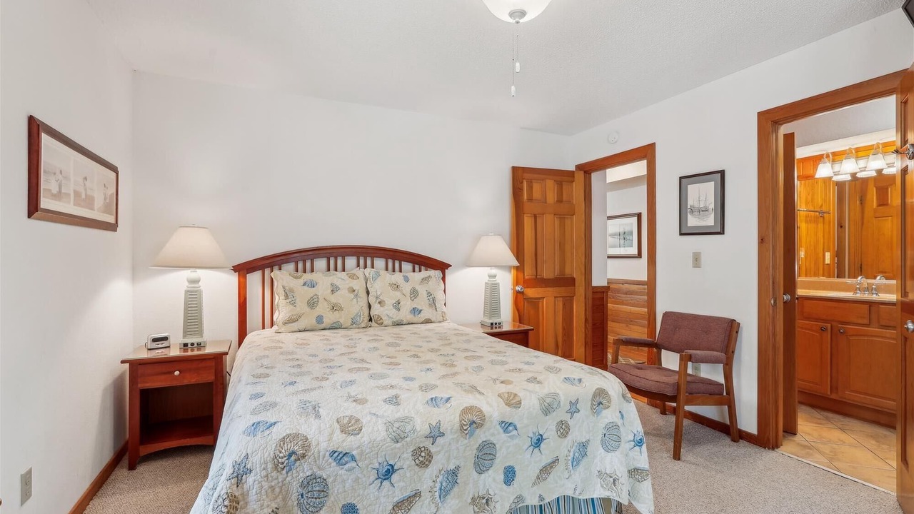 Photo of Bedroom in Southern Shores