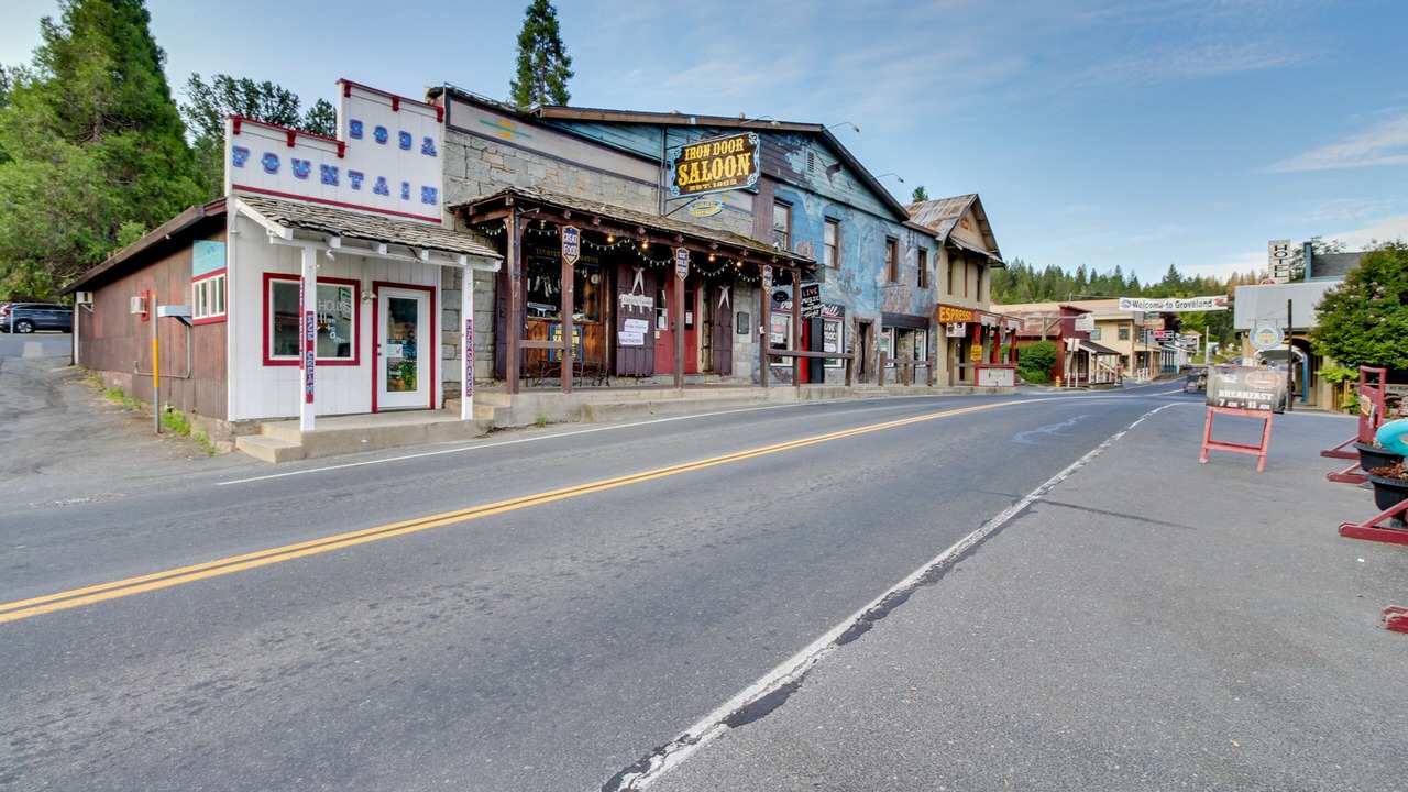 Photo of Outdoor in Groveland