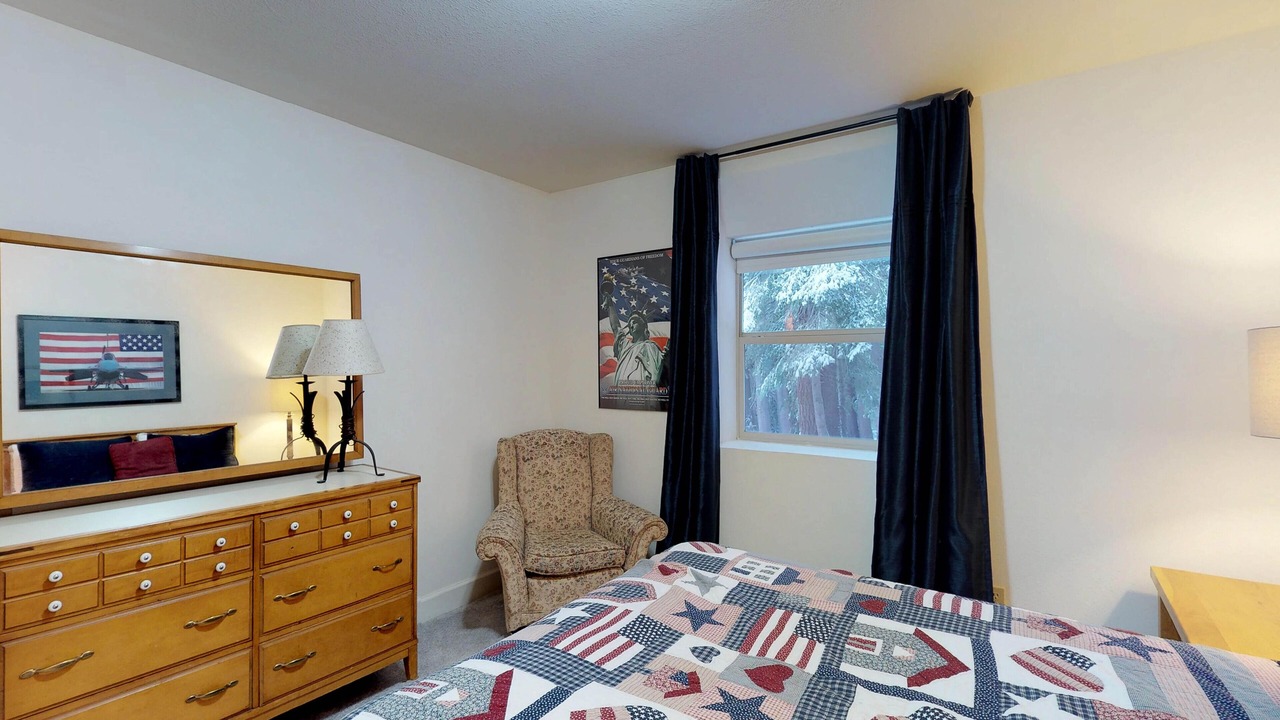 Photo of Bedroom in Big Creek