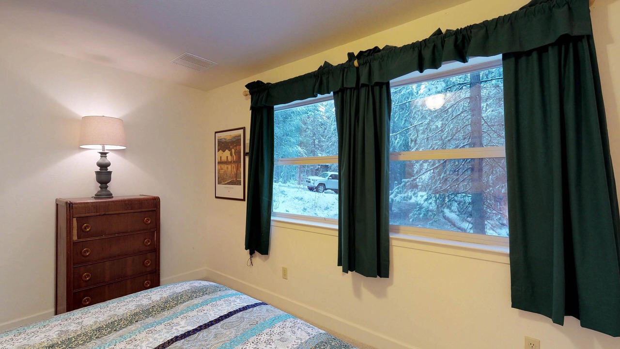 Photo of Bedroom in Big Creek