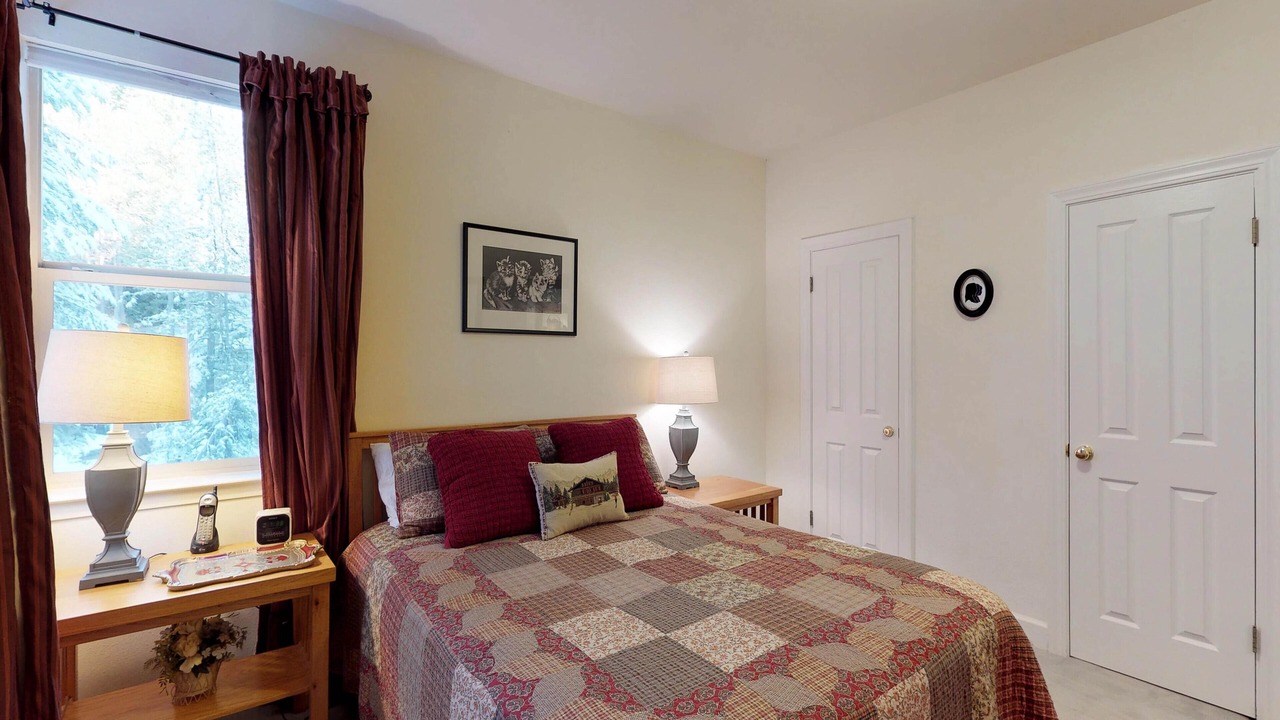 Photo of Bedroom in Big Creek