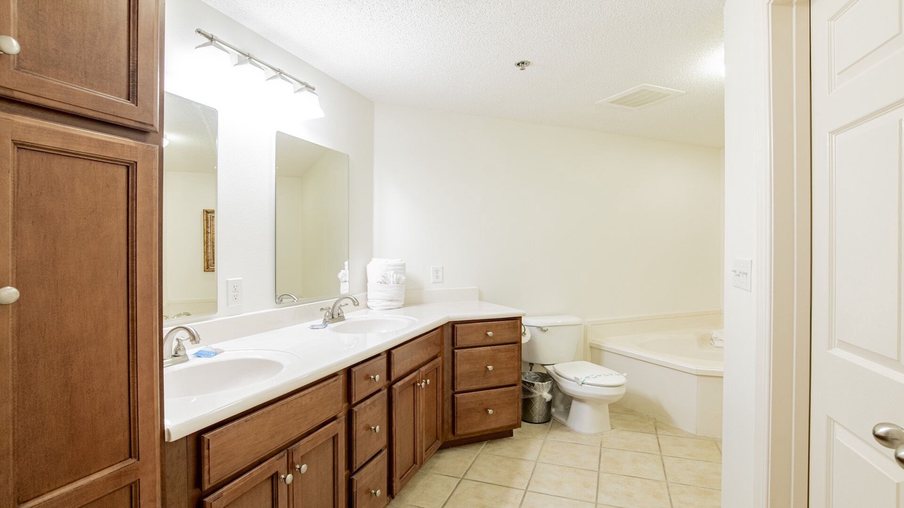 Photo of Bathroom in Orange Beach
