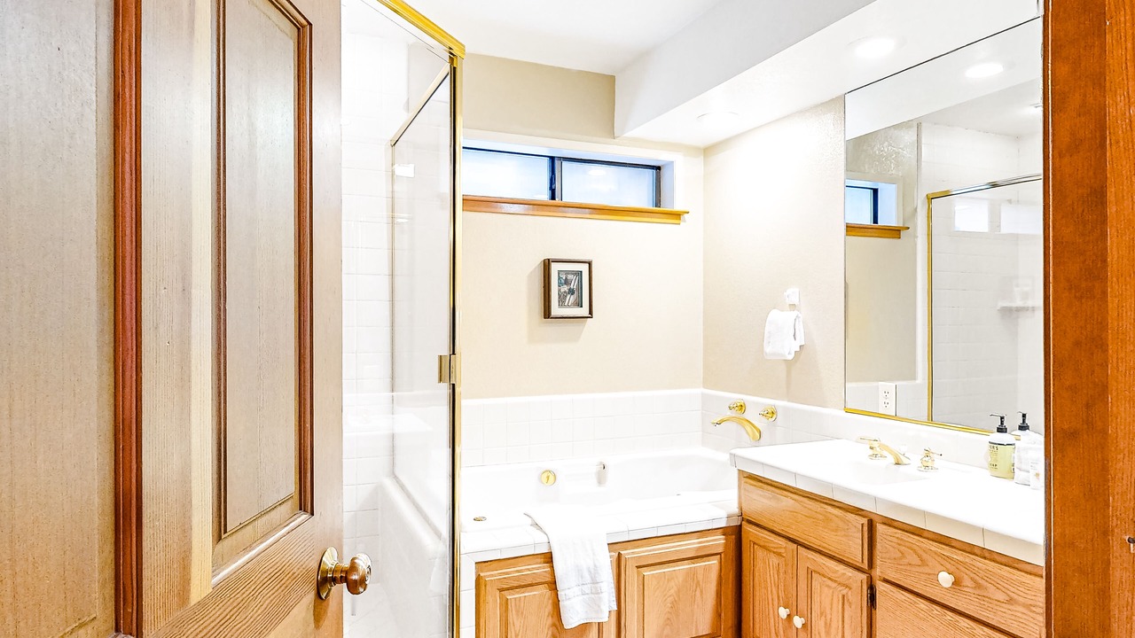 Photo of Bathroom in Tahoe Pines