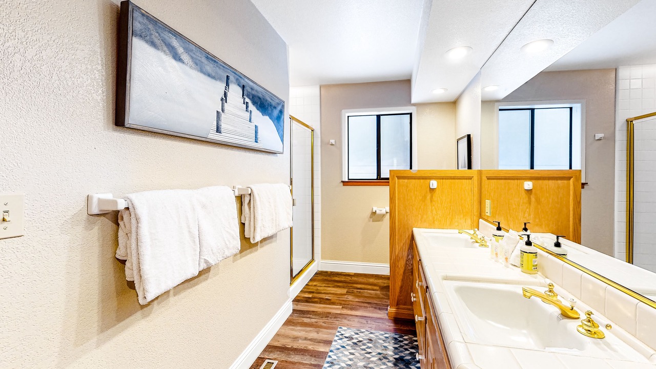 Photo of Bathroom in Tahoe Pines