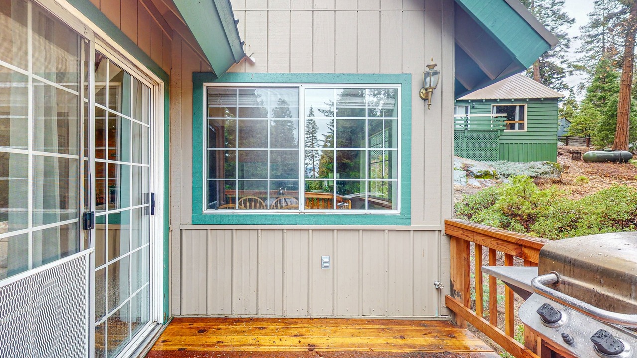 Photo of Patio Balcony in Shaver Lake
