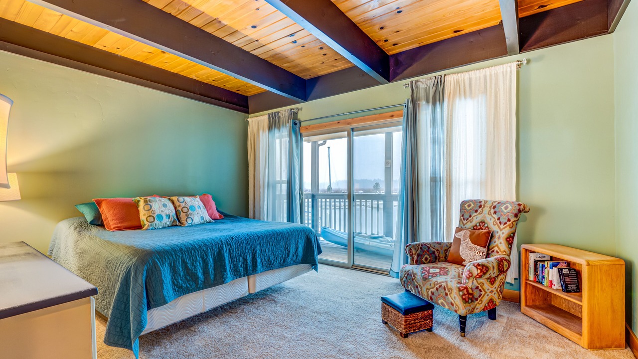 Photo of Bedroom in Tahoe Keys