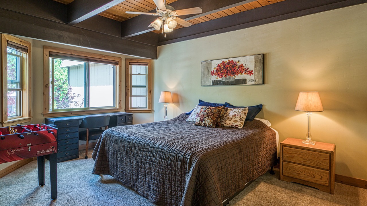 Photo of Bedroom in Tahoe Keys