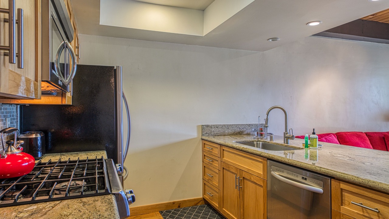 Photo of Kitchen in Tahoe Keys