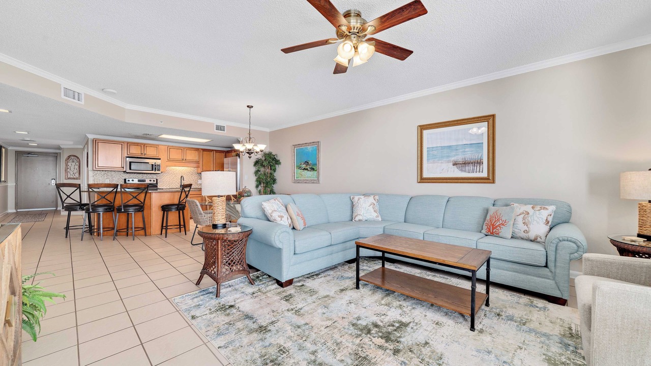 Photo of Livingroom in Orange Beach East