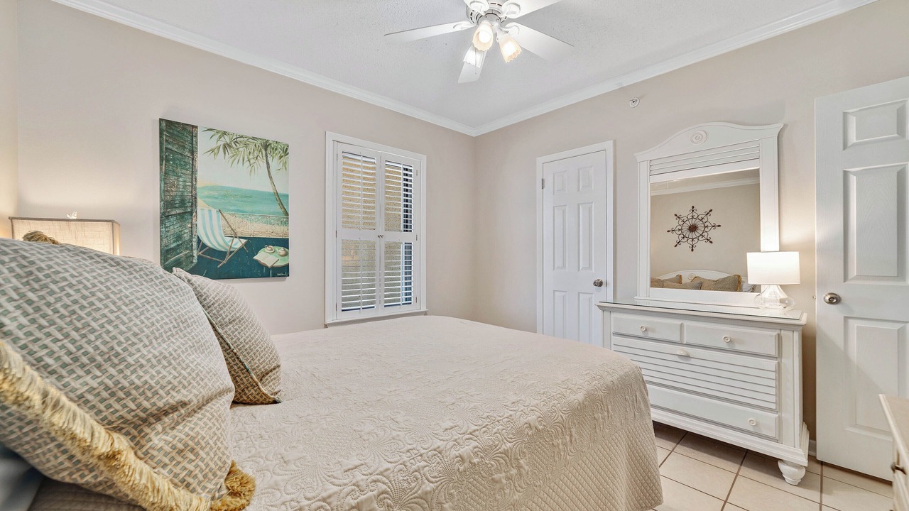 Photo of Bedroom in Orange Beach East