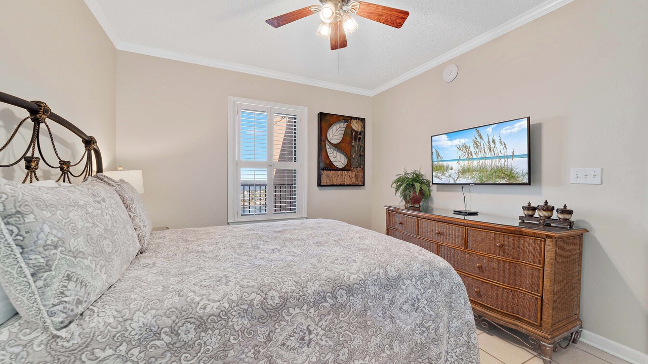 Photo of Bedroom in Orange Beach East