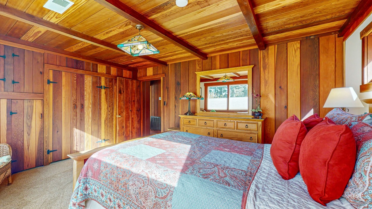 Photo of Bedroom in Mendocino