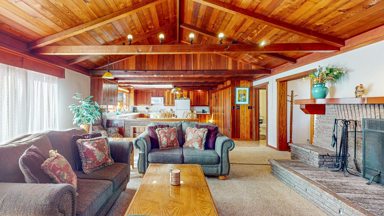 Photo of Livingroom in Mendocino