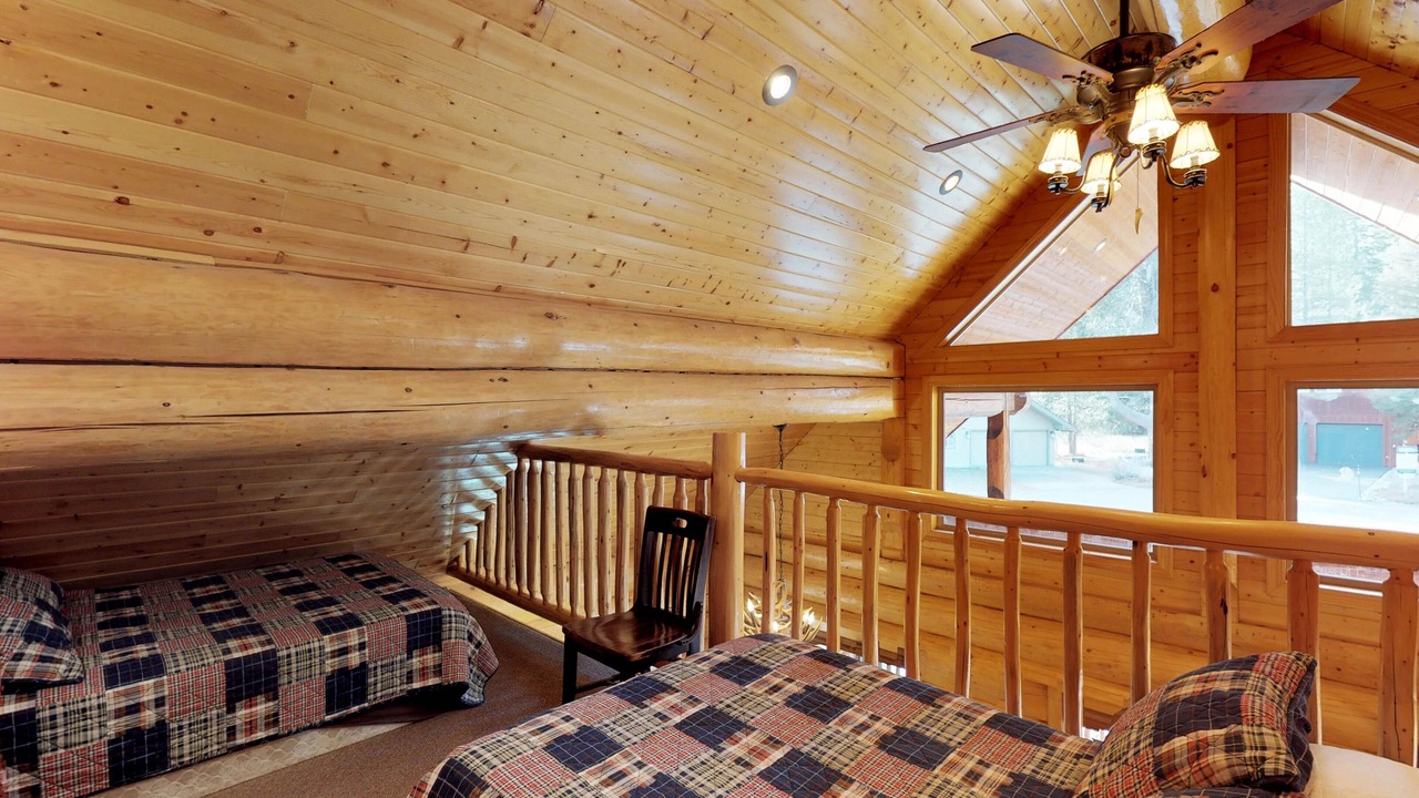 Photo of Bedroom in Lakeshore