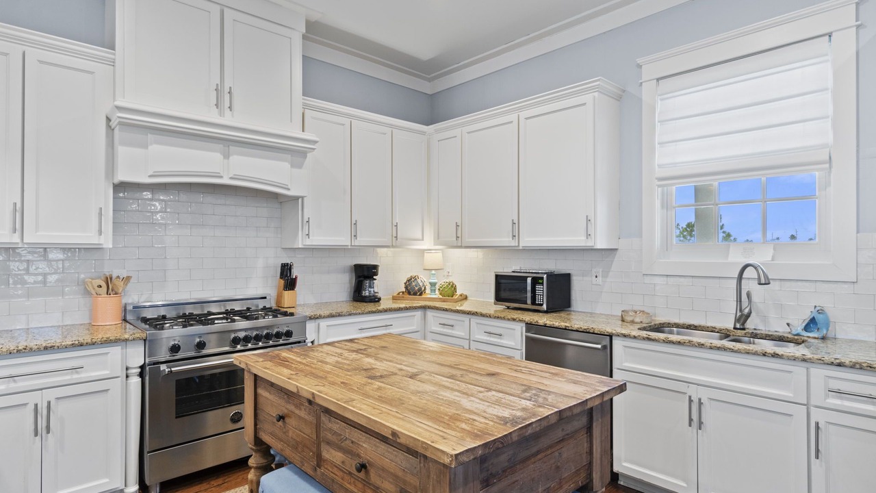 Photo of Kitchen in Orange Beach