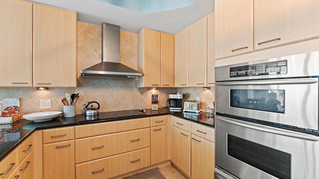 Photo of Kitchen in Orange Beach East