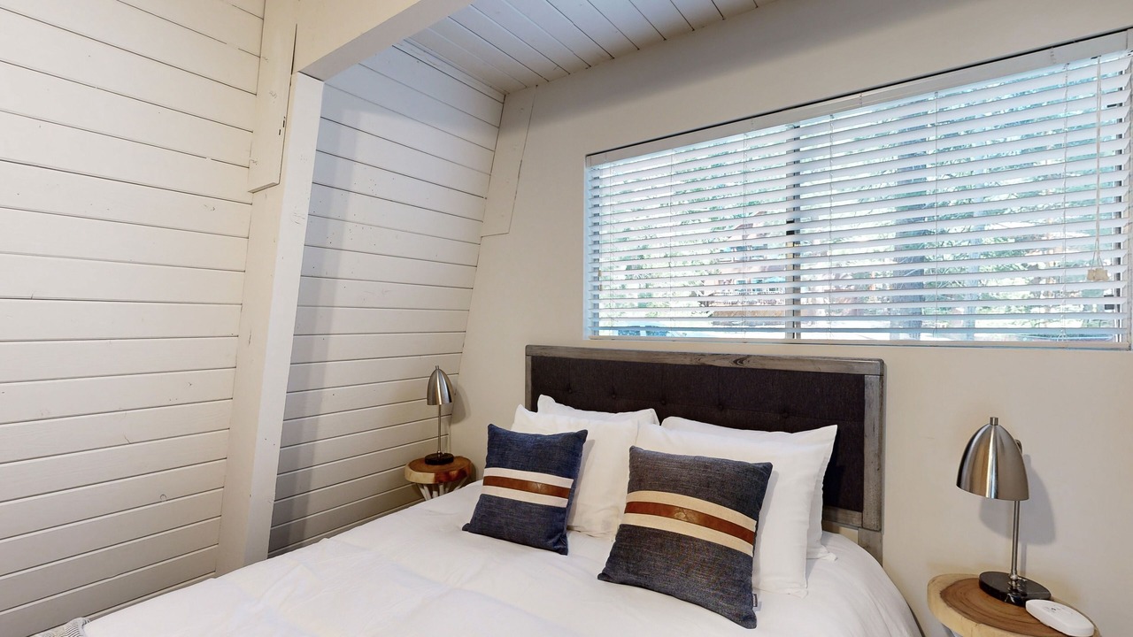 Photo of Bedroom in Kings Beach