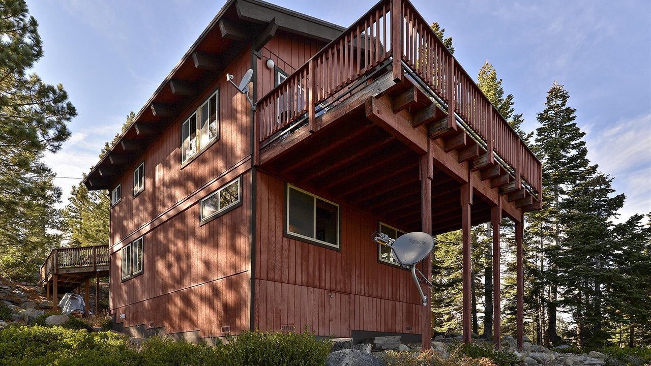 Photo of Outdoor in Meeks Bay