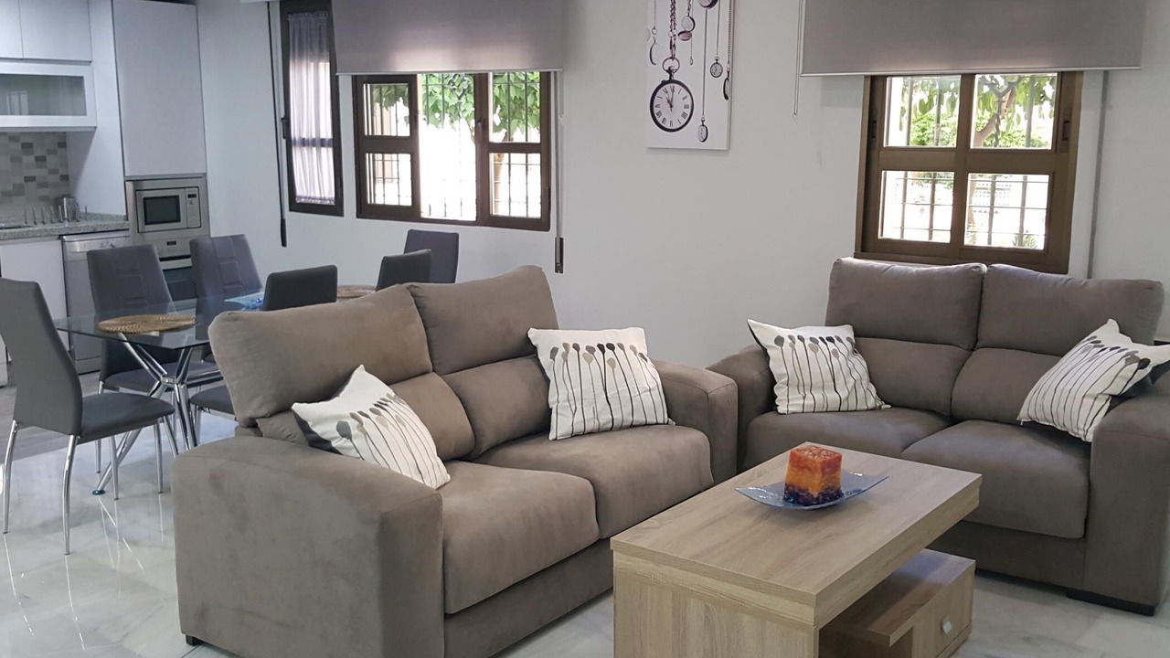 Photo of Livingroom in La Trinidad-San Juan y Todos los Santos