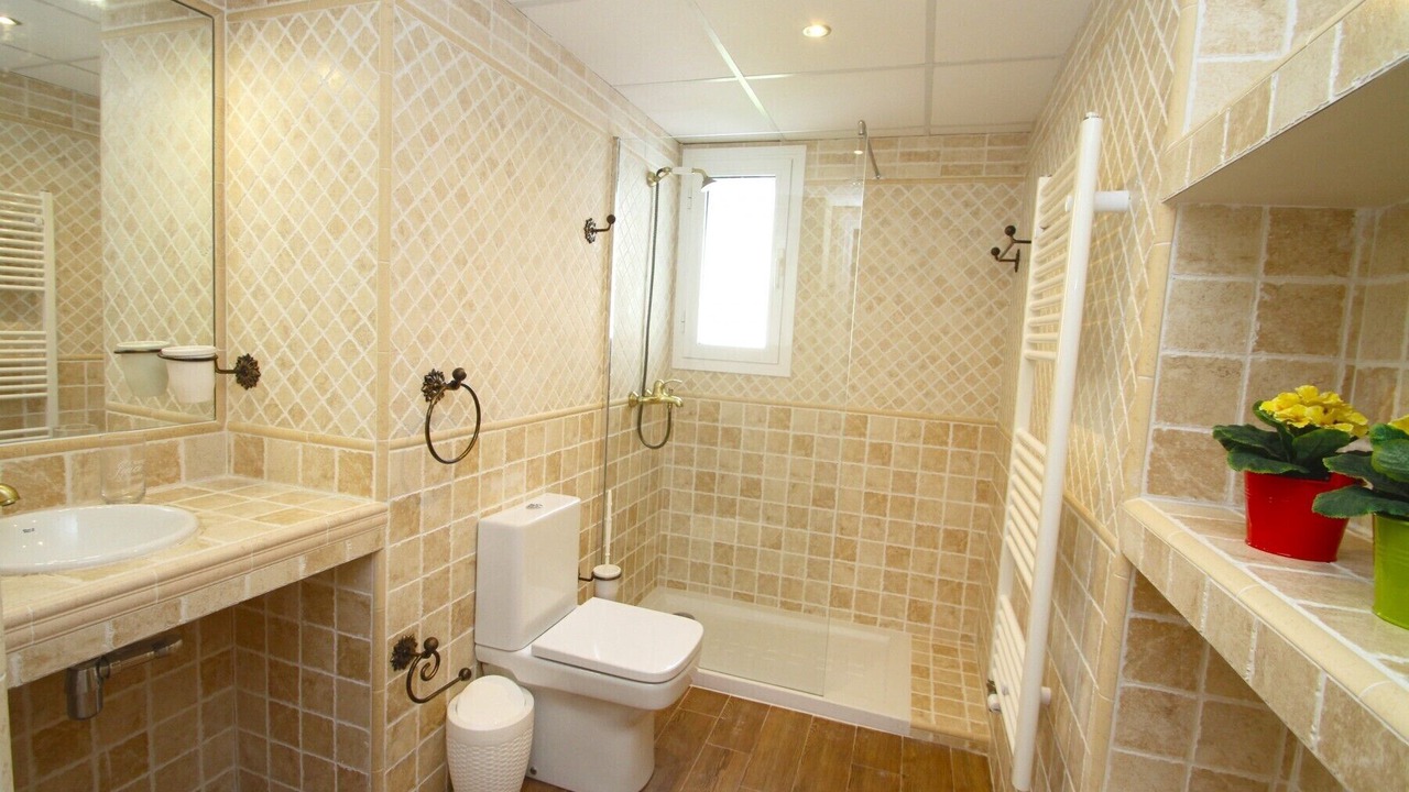 Photo of Bathroom in Miami Platja
