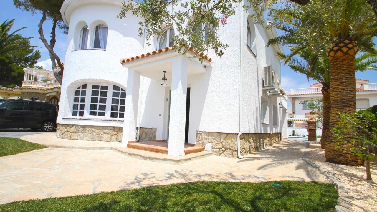 Photo of Outdoor in Miami Platja
