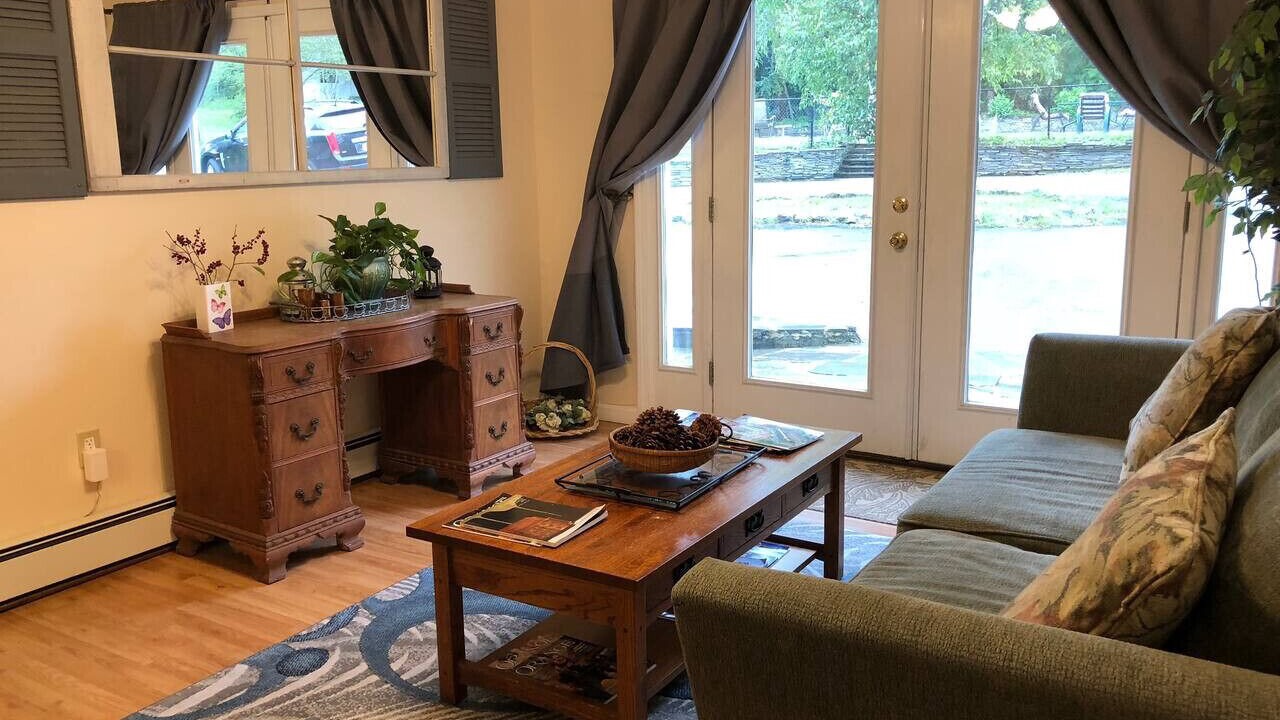 Photo of Livingroom in Harriman