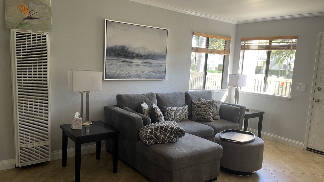 Photo of Livingroom in Huntington Beach