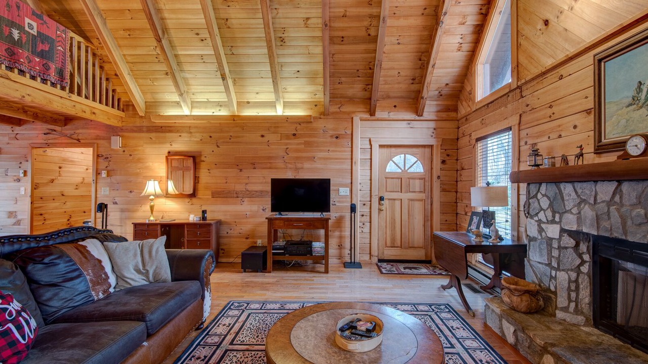 Photo of Livingroom in Boone