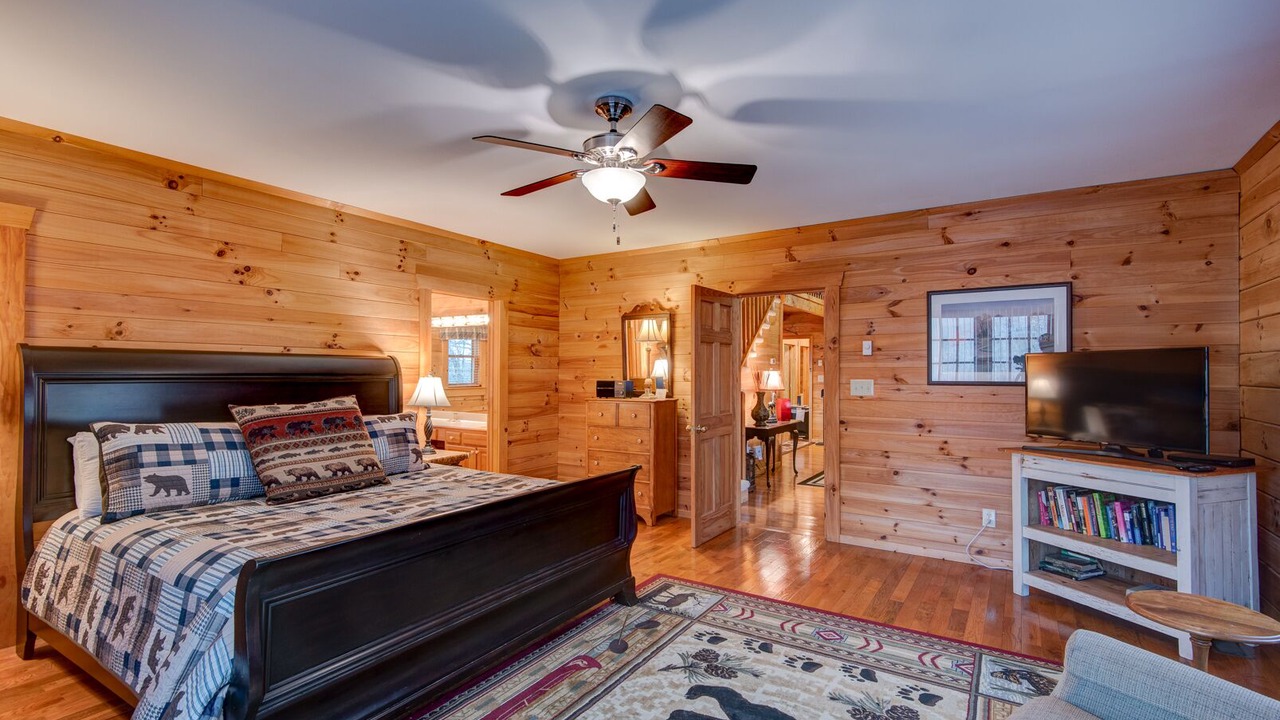 Photo of Bedroom in Boone