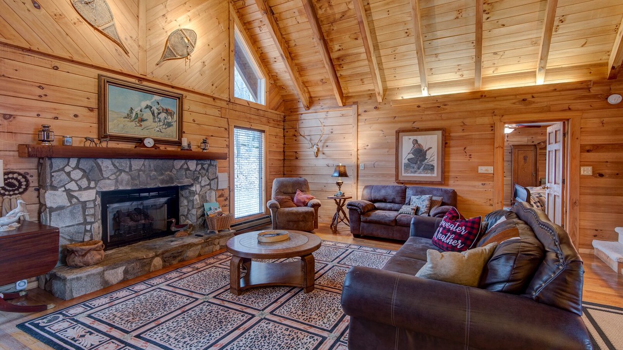 Photo of Livingroom in Boone