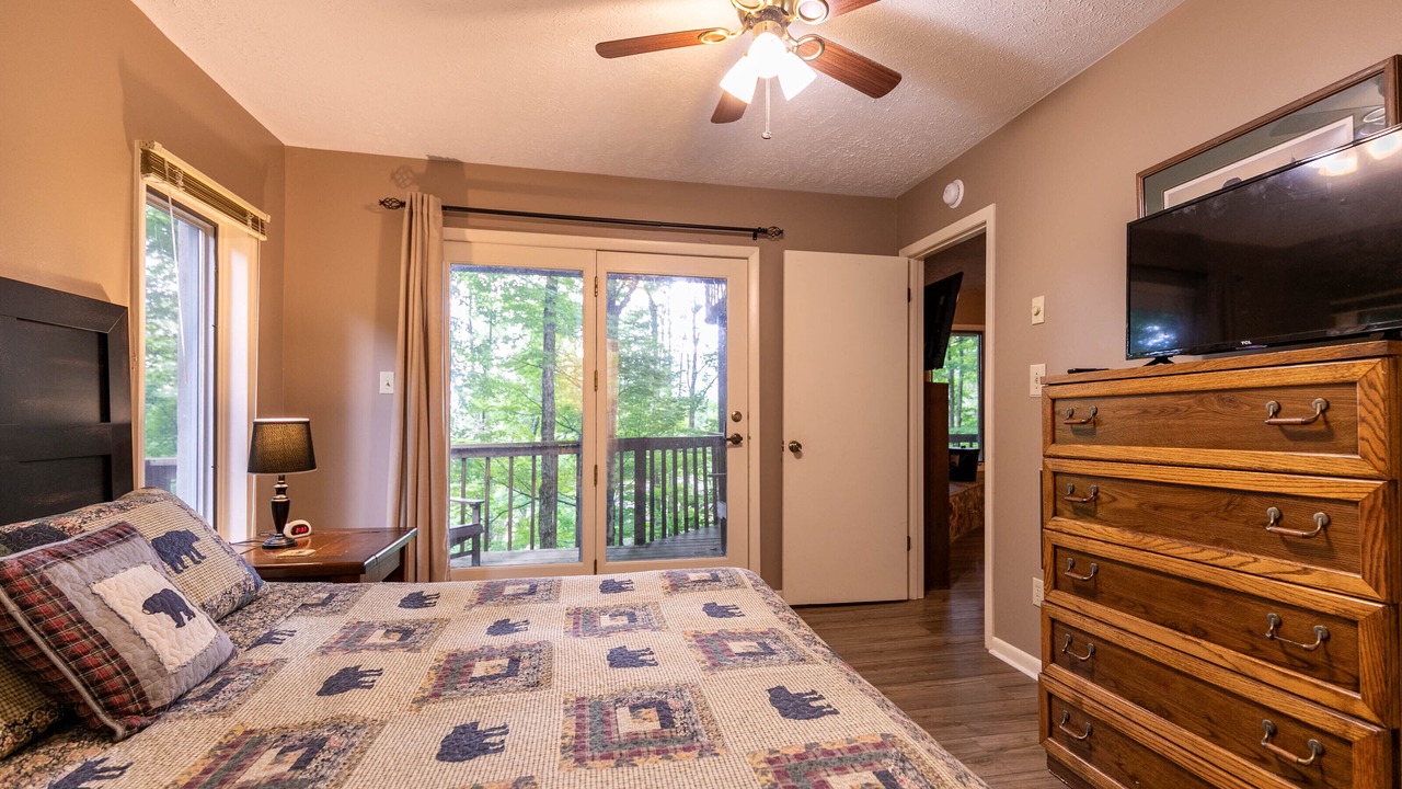 Photo of Bedroom in Seven Devils