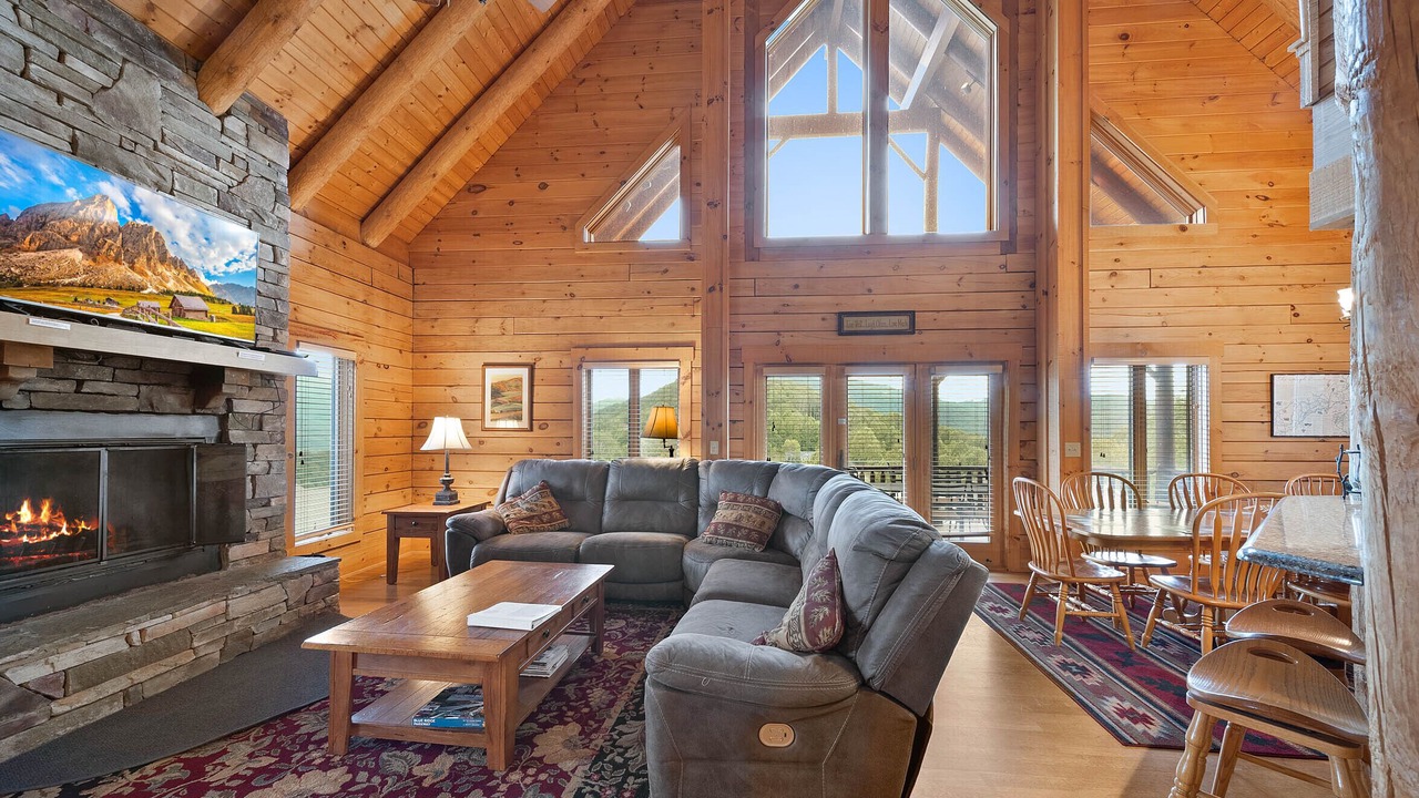 Photo of Livingroom in Seven Devils