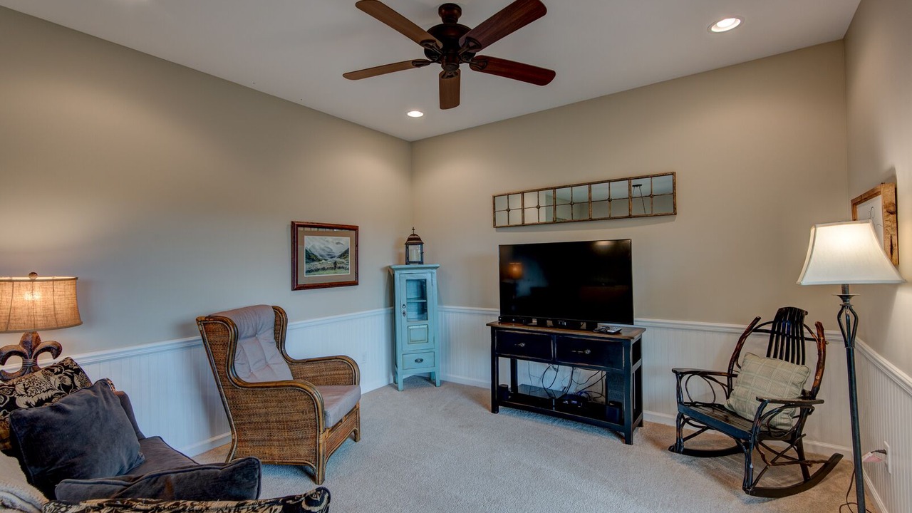 Photo of Livingroom in Boone