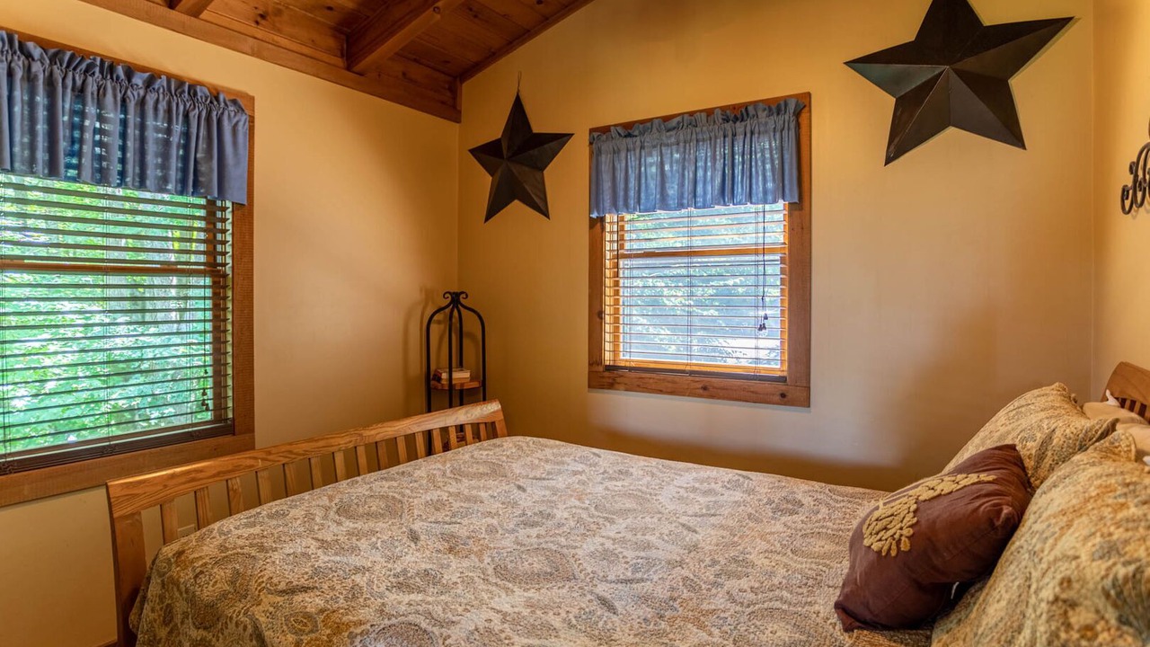Photo of Bedroom in Banner Elk