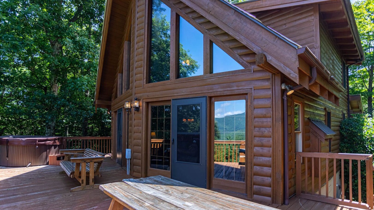 Photo of Patio Balcony in Banner Elk