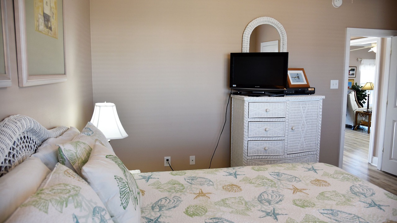 Photo of Bedroom in Silver Cay