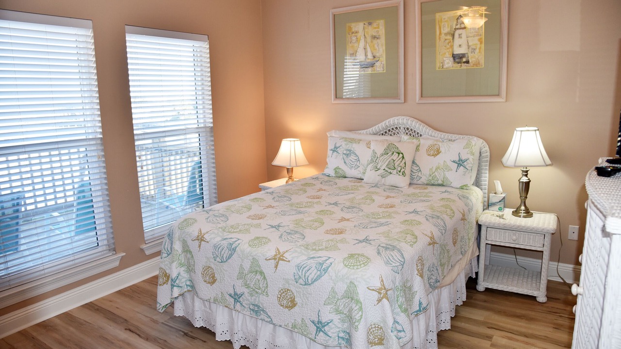 Photo of Bedroom in Silver Cay
