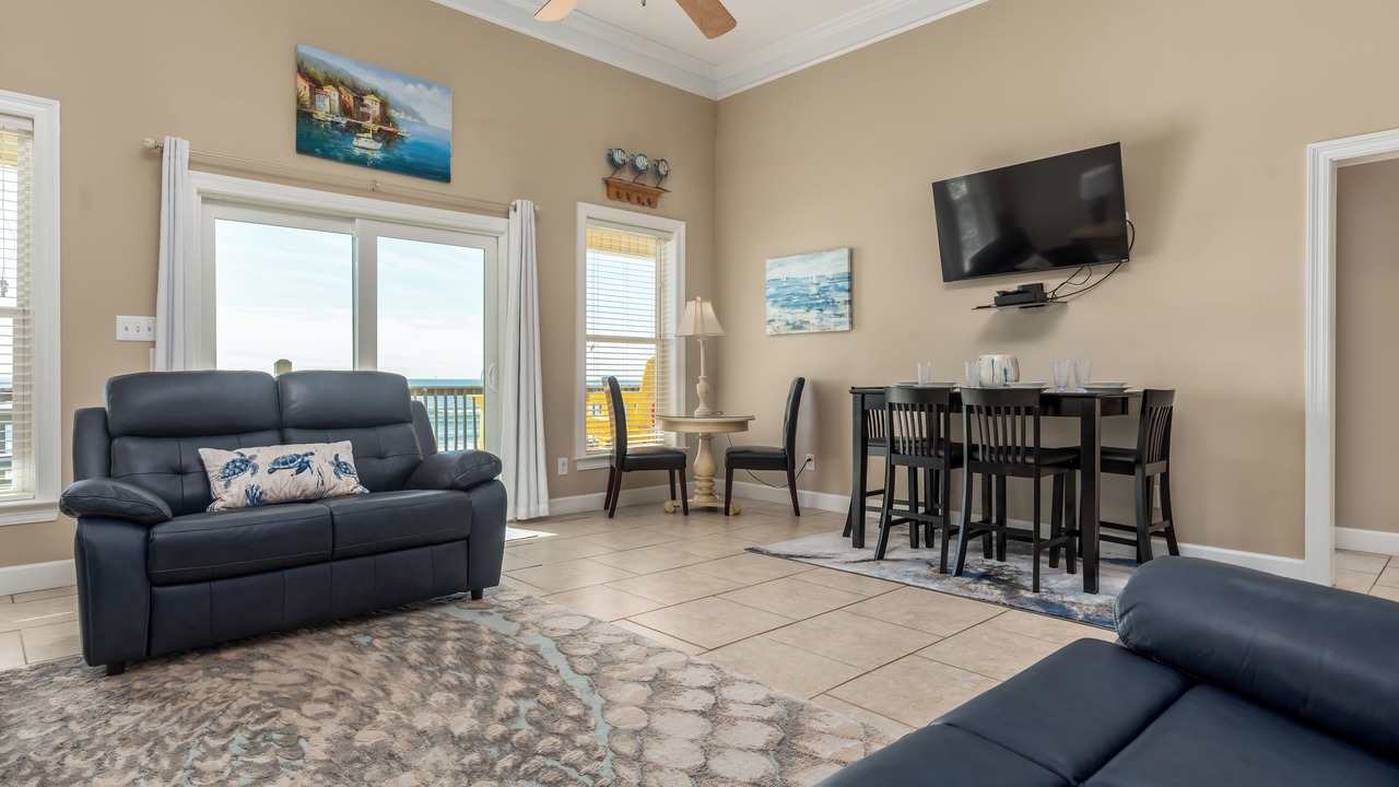 Photo of Livingroom in Dauphin Island