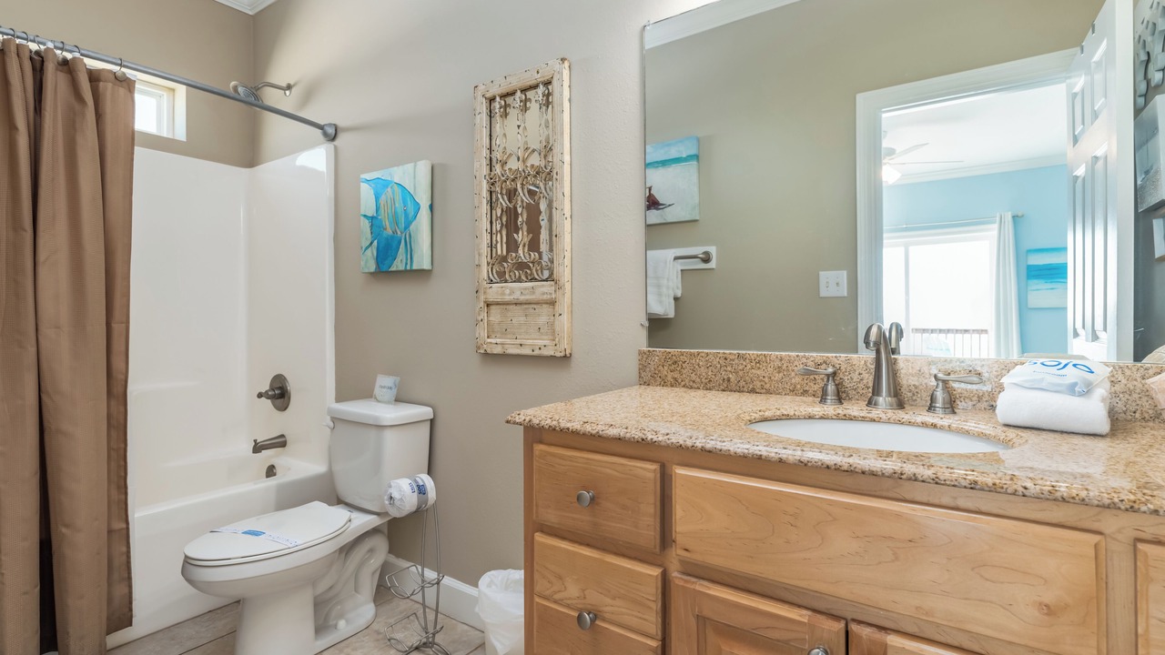 Photo of Bathroom in Dauphin Island
