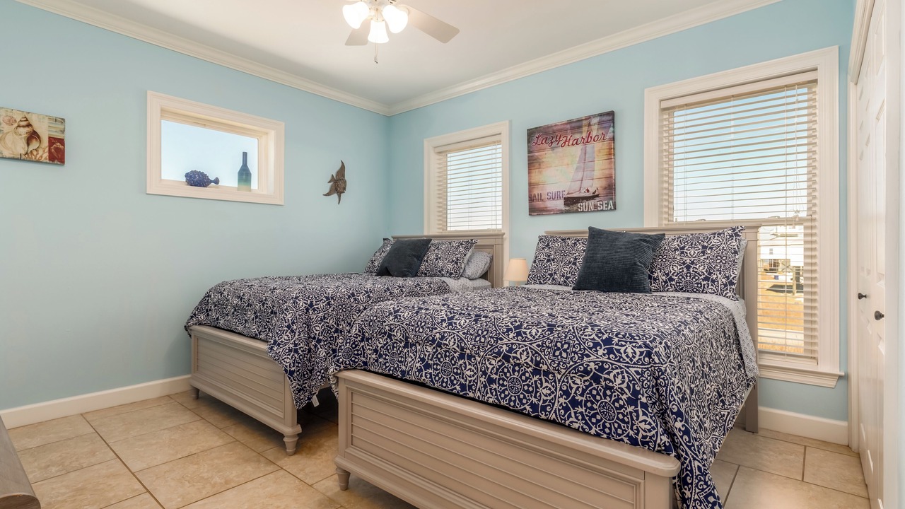 Photo of Bedroom in Dauphin Island