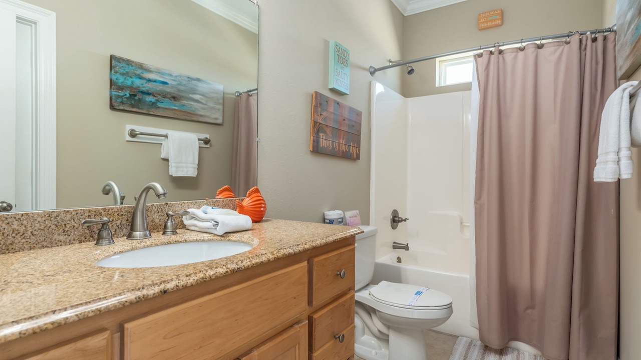 Photo of Bathroom in Dauphin Island