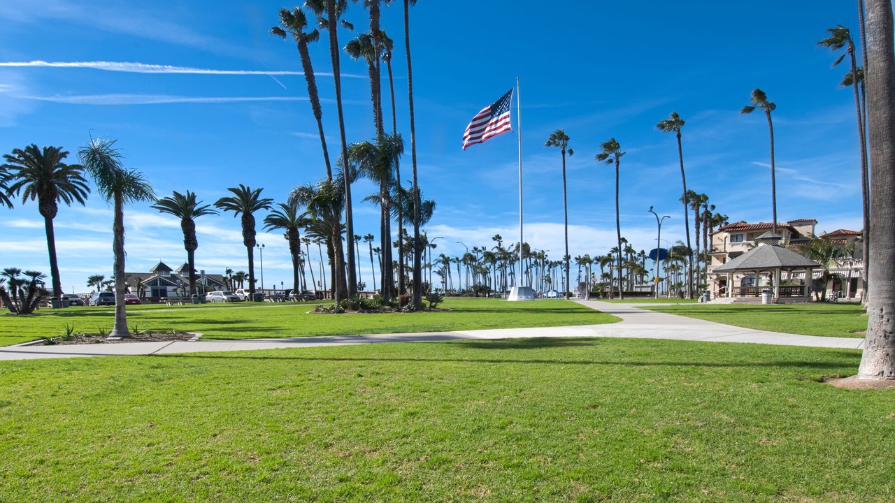 Photo of Others in Balboa Peninsula