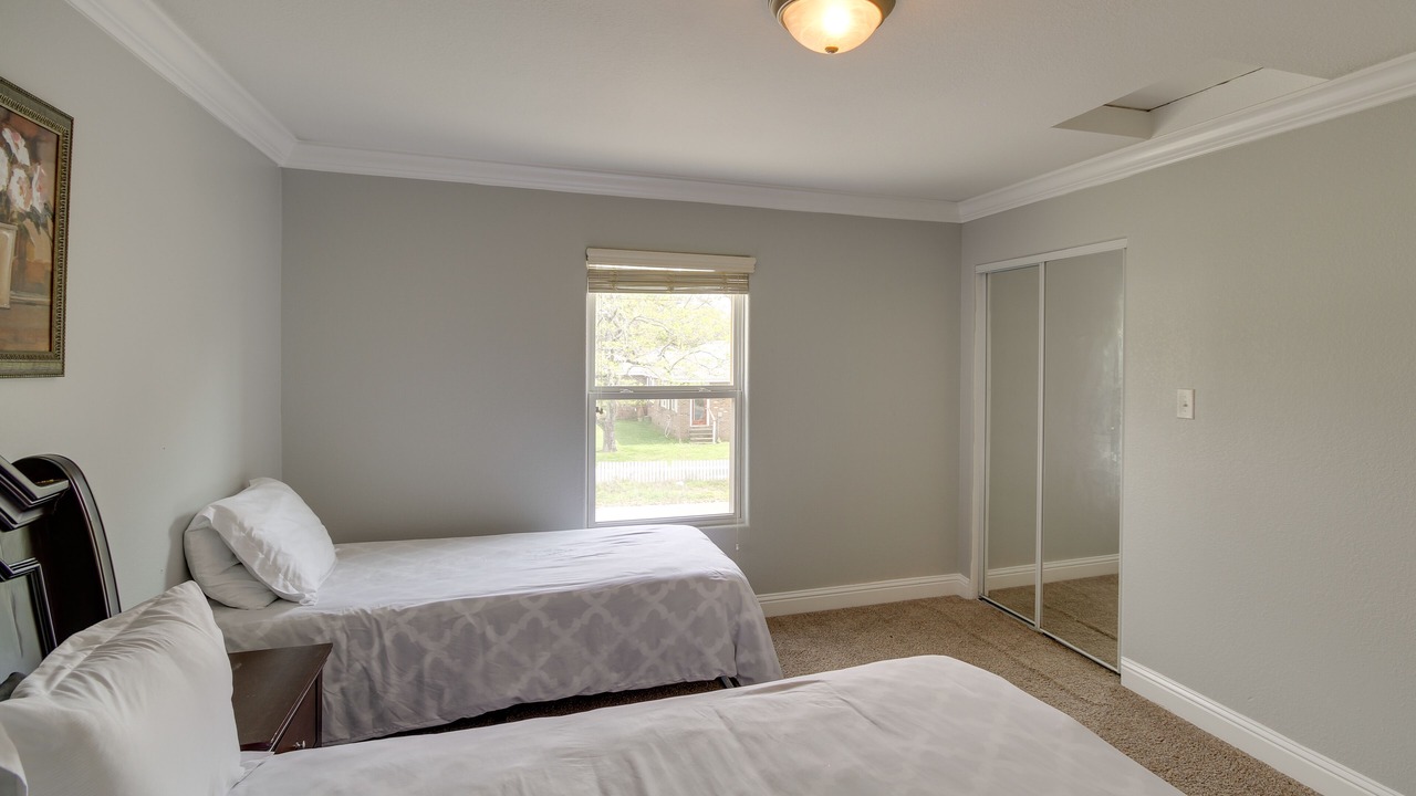 Photo of Bedroom in Gulfport