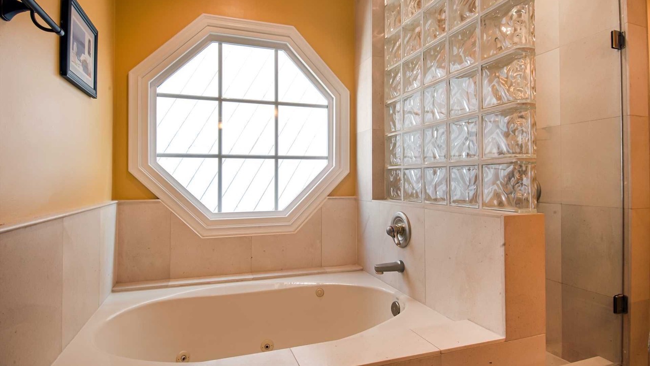 Photo of Bathroom in Newport Beach