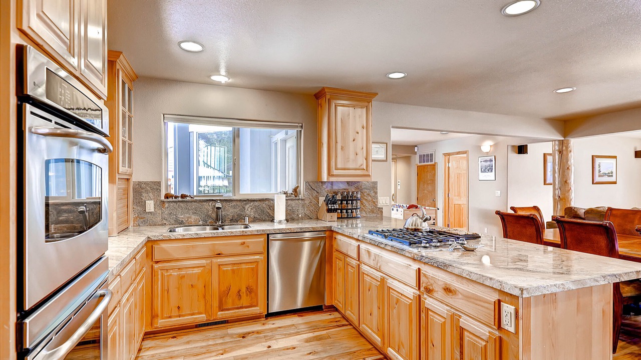 Photo of Bedroom in Tahoe Keys